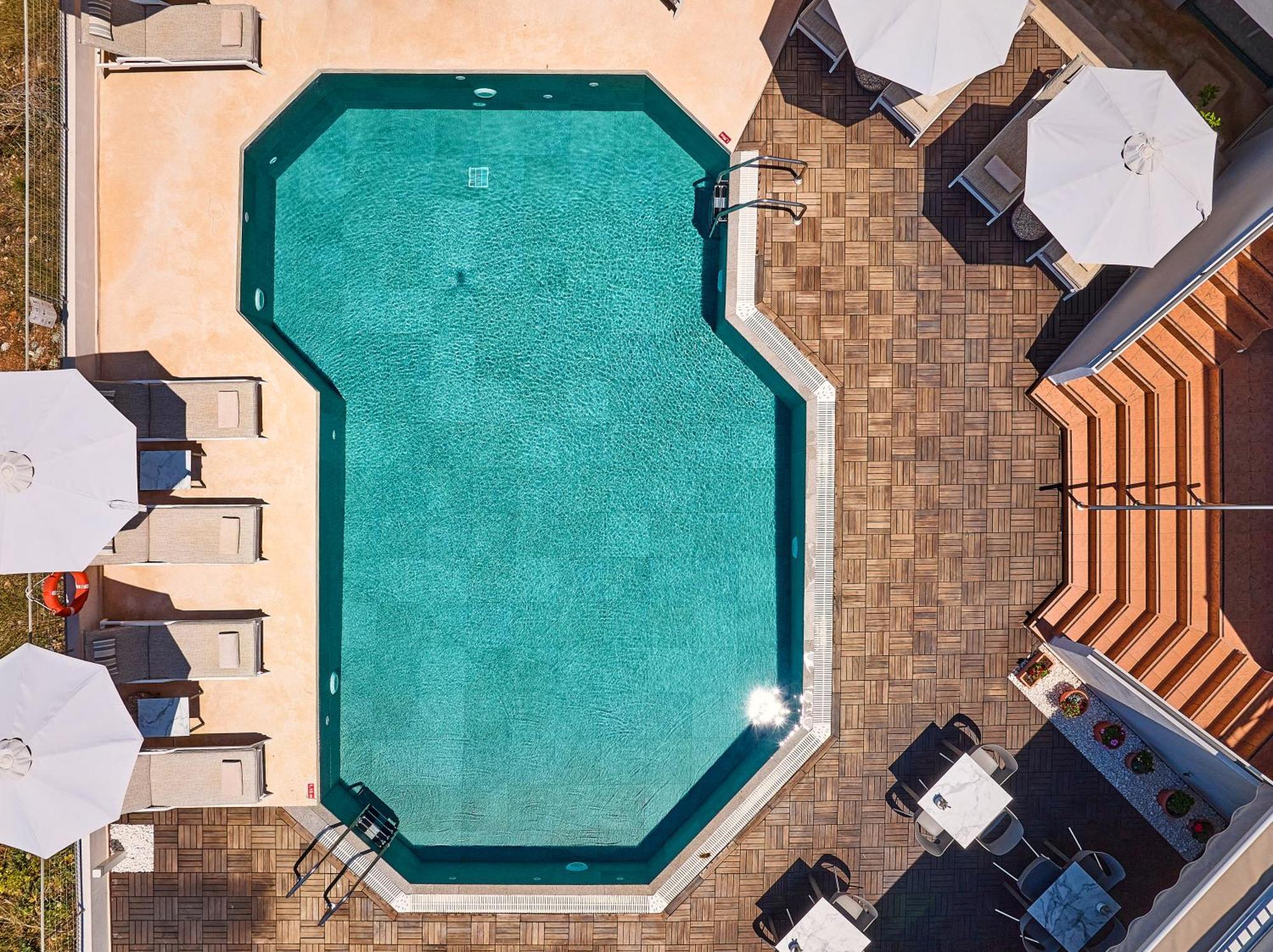 Bella Vista Hotel "By Checkin" 赫索尼索斯 外观 照片