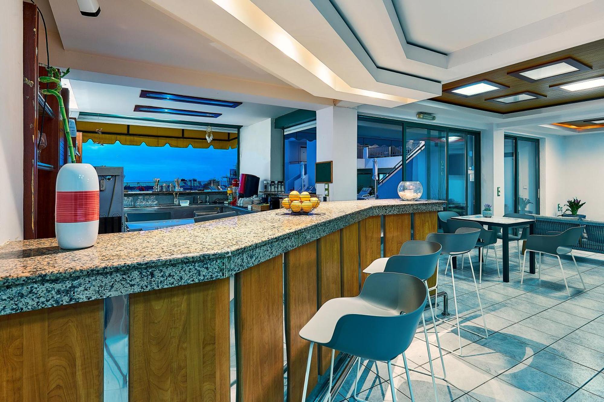 Bella Vista Hotel "By Checkin" 赫索尼索斯 外观 照片